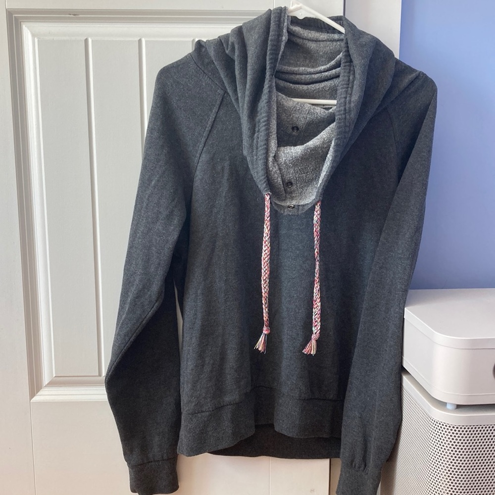 Roxy Size Large - image 4